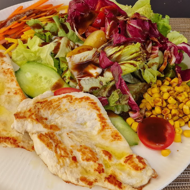 Fitnessteller Mit Gebratener Pouletbrust