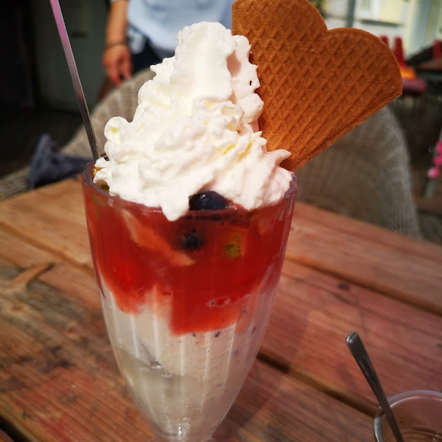 Coffee with Ice and Cream