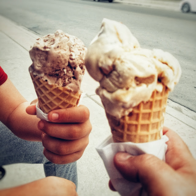 Moose Tracks & Pralines and Cream