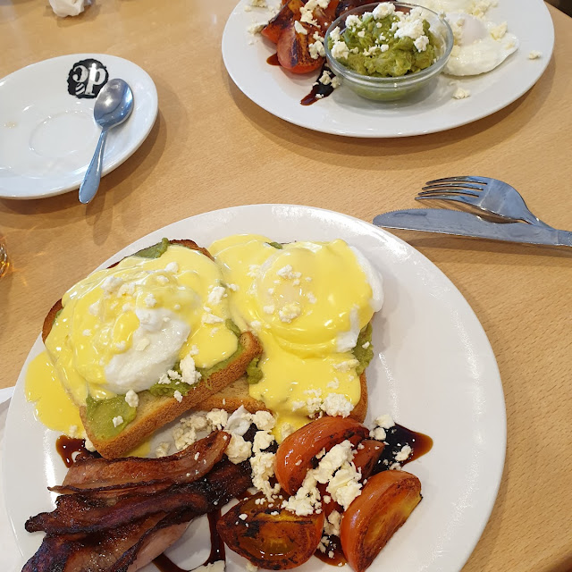 GF Eggs Bene