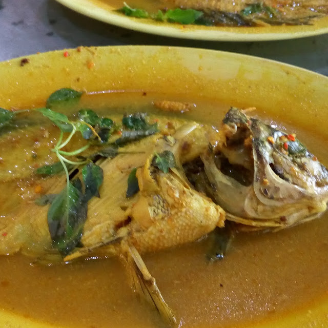 Gule Kepala Ikan & Tom Yam Kepala Ikan