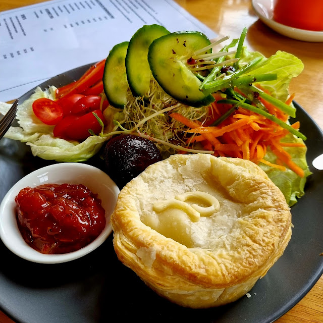 Chicken and Leek Pie