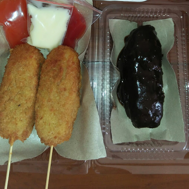 Mozzarella Corn Dog Banana Mozzarella