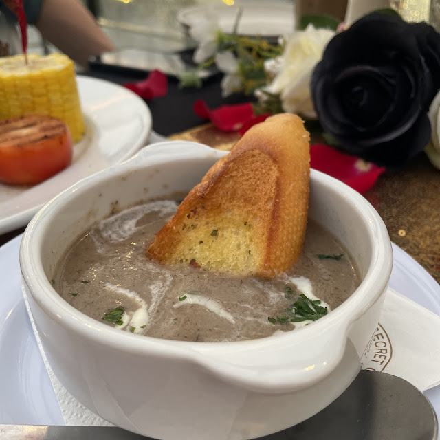 Fresh & Wild Mushroom Soup