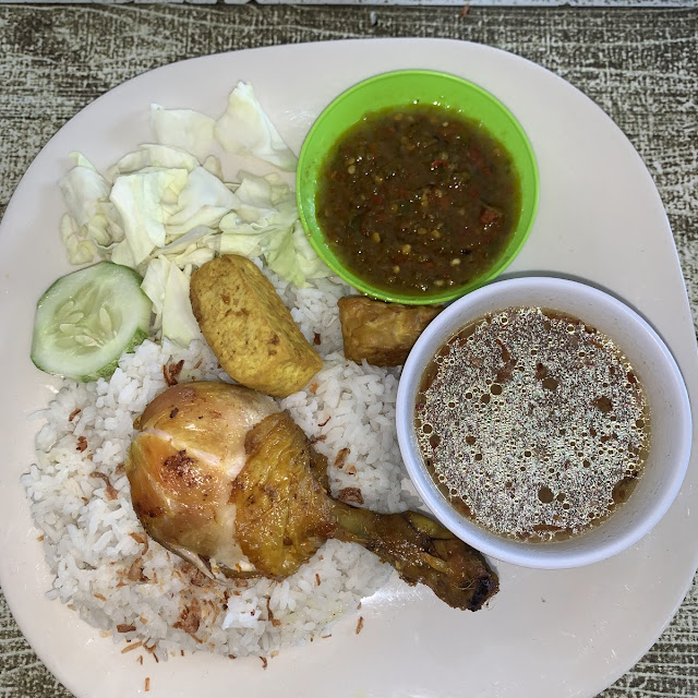 Nasi Ayam Penyet