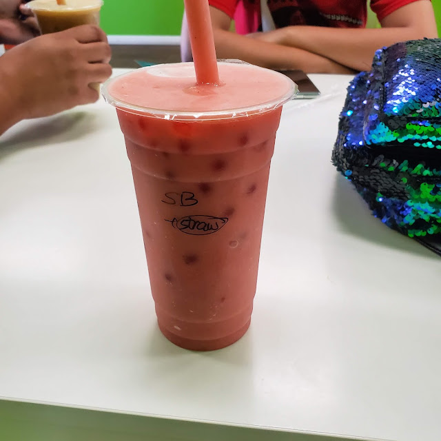 Strawberry Banana Boba