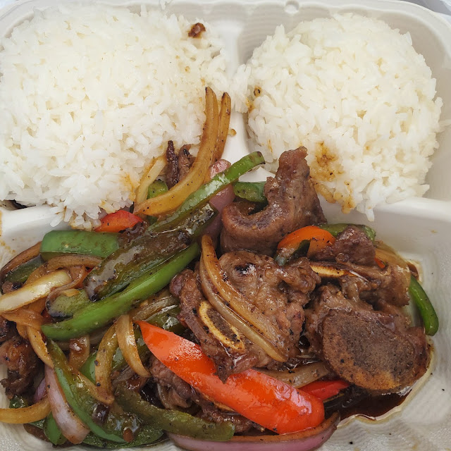 Short Ribs with Black Pepper Sauce