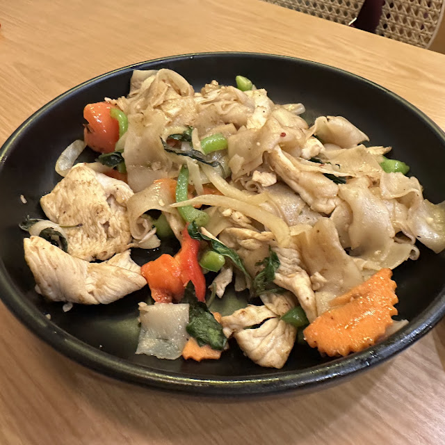 Pad Kee Mow