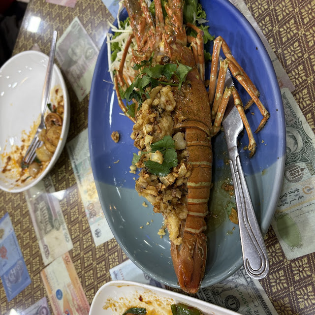 Steam Tiger Prawn with Garlig Sauge