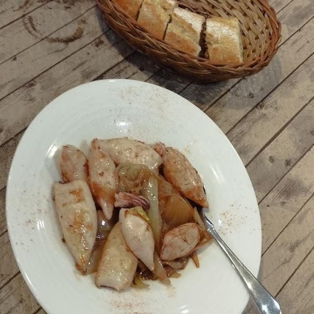 Chipirones Encebollados