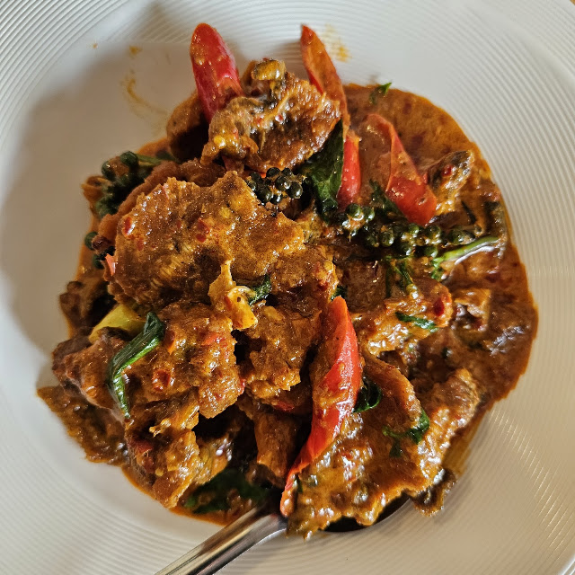 ผัดเผ็ดปลาดุก