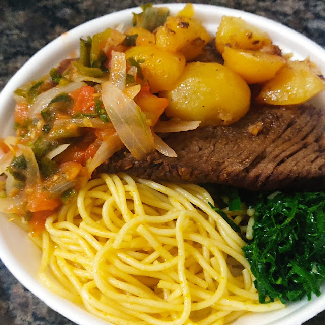 Restaurante Caseiro Com Carne