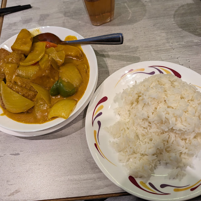 Curry Chicken with Rice