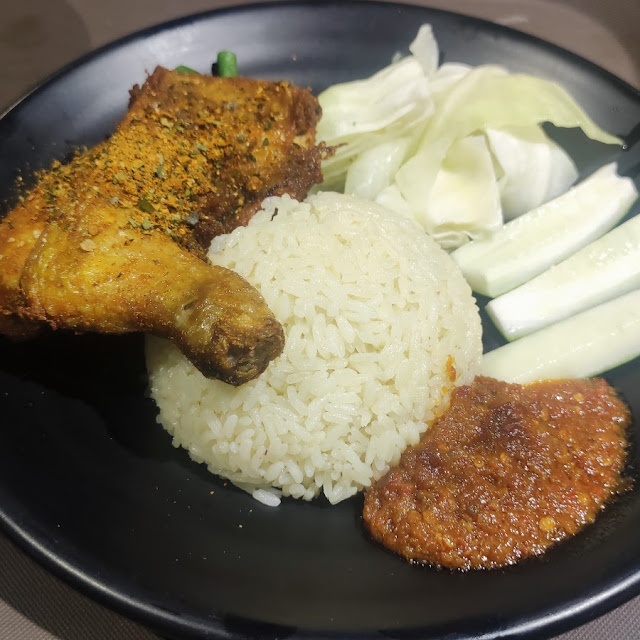 Nasi Ayam Penyet
