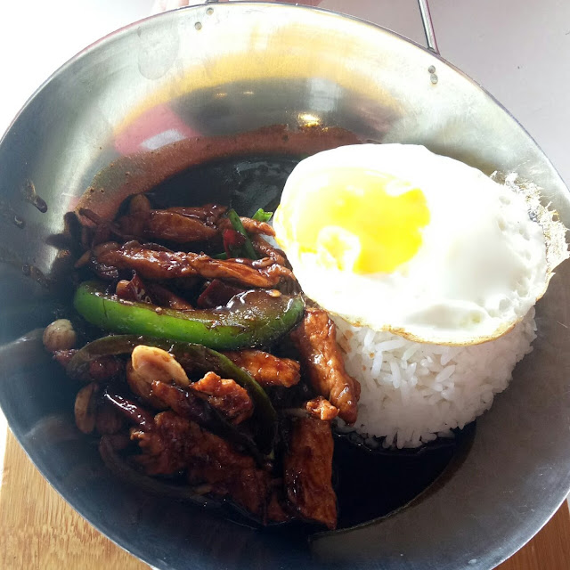 Kung Pao Chicken Rice with Fried Egg