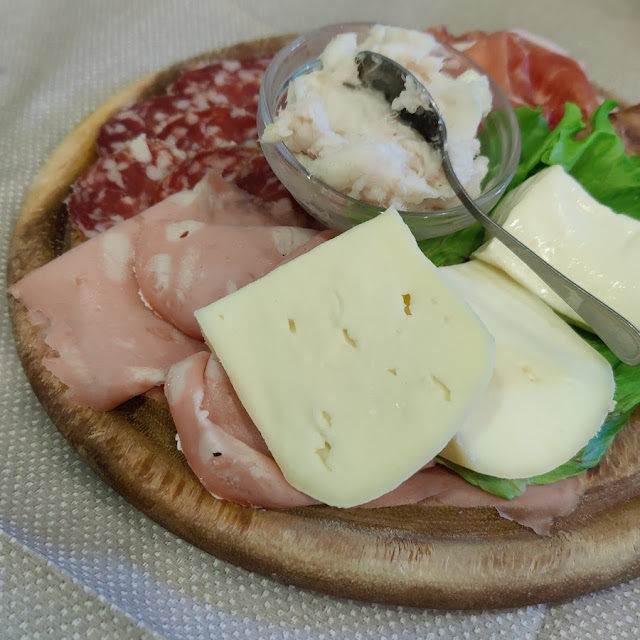 Salumi E Formaggi