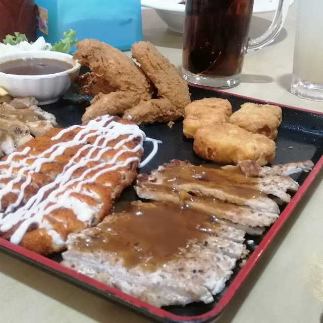 Mixed Meat Platter 杂扒