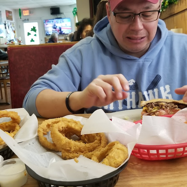 Slim Basket of Onion Rings