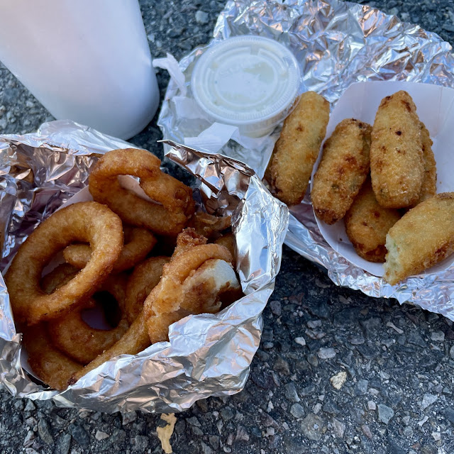 Onion Rings Jalapeño Poppers