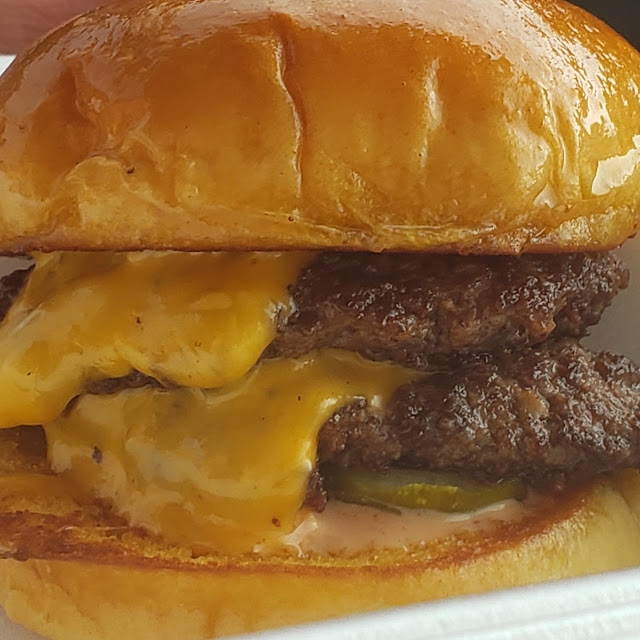 Double Cheeseburger
