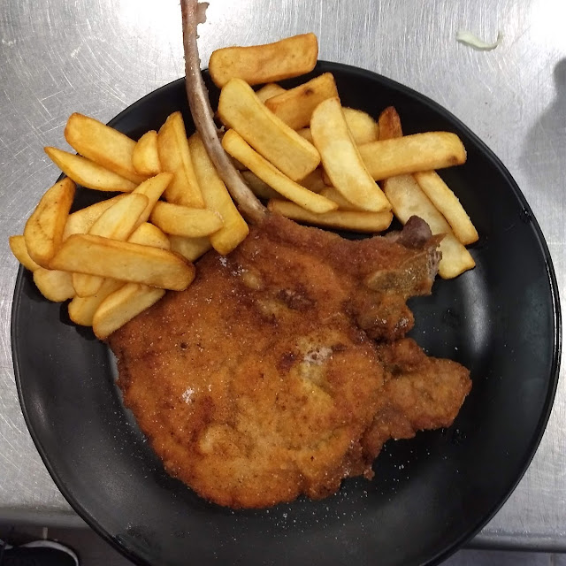 Cotoletta Alla Milanese Di Suino