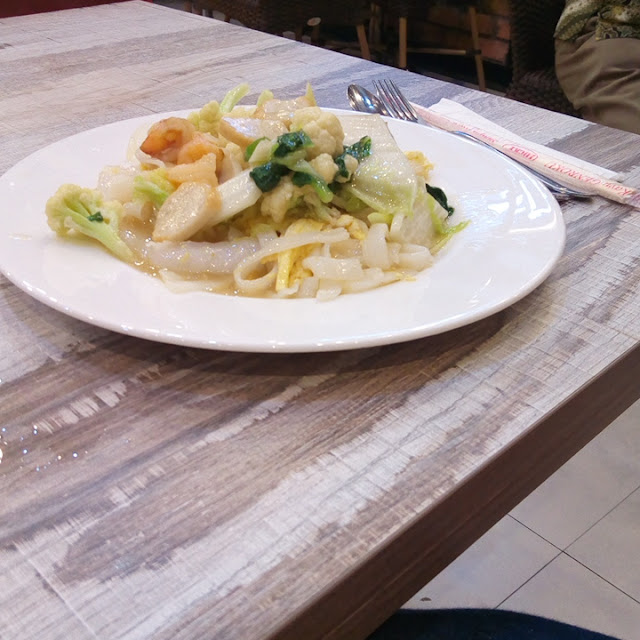 Kwetiaw Seafood Siram