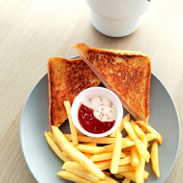 Ham and Cheese Sandwich