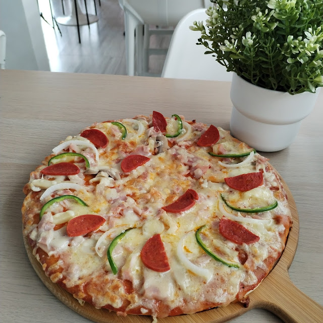 V&V Special Pizza