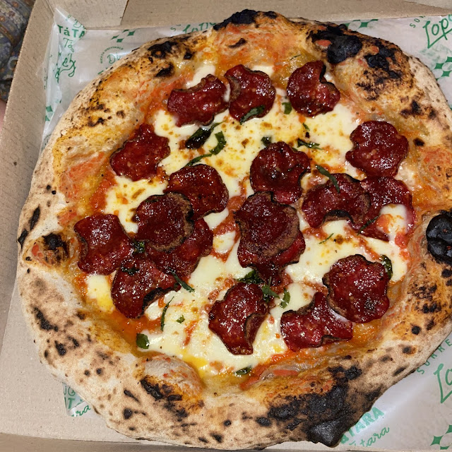 Salami Pizza