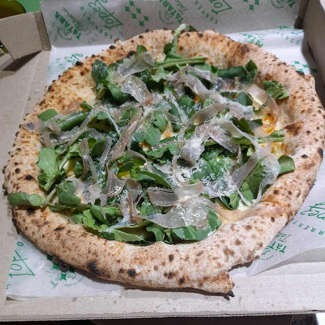 Pizza Rúcula Y Crudo