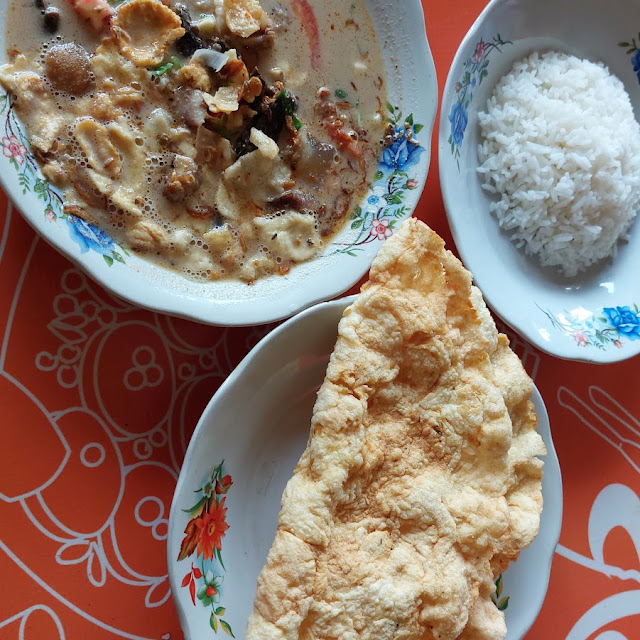Soto Daging Dan Nasi