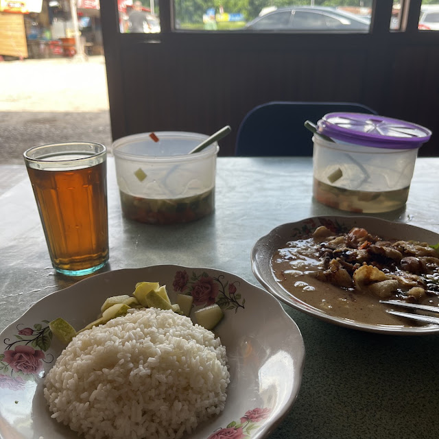 Soto Betawi Dan Nasi