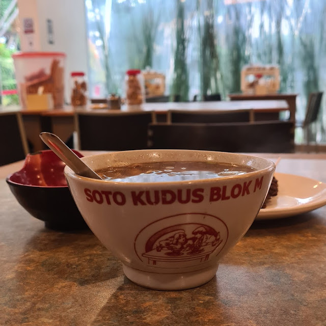 Soto Ayam Pisah
