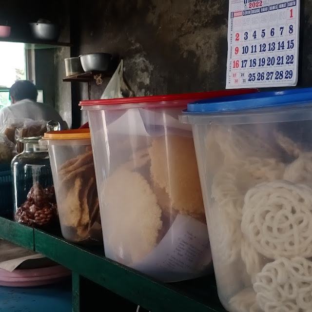 Makanan Perlengkapan Mie Kopyok