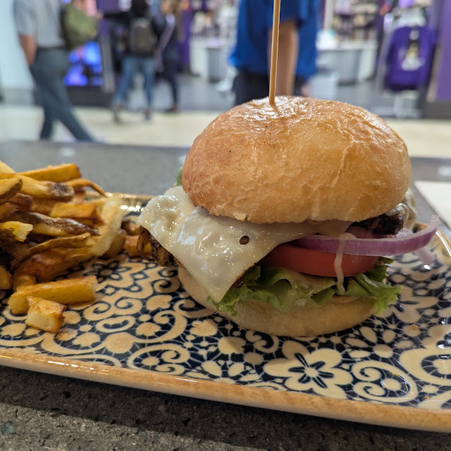 Stone Arch Cheeseburger