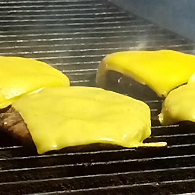Cheeseburger Simples