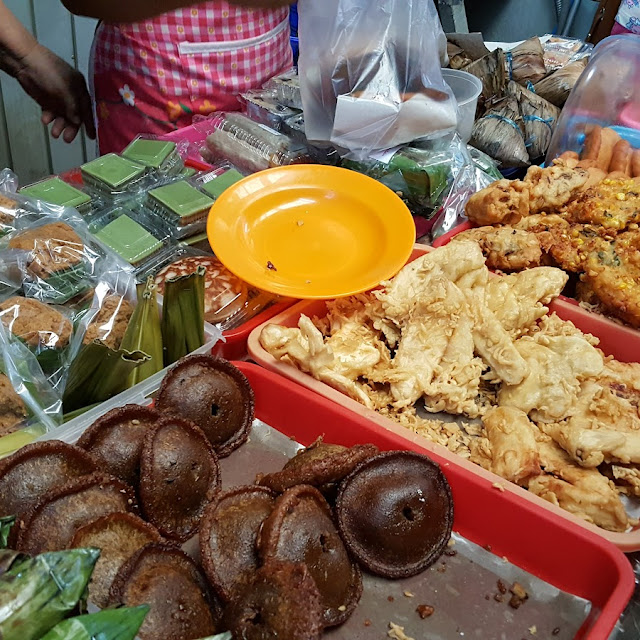 Kue Manado