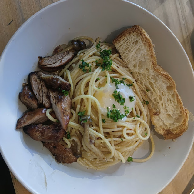 Sunnies Seafood Aglio Olio