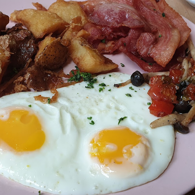 Full English Breakfast