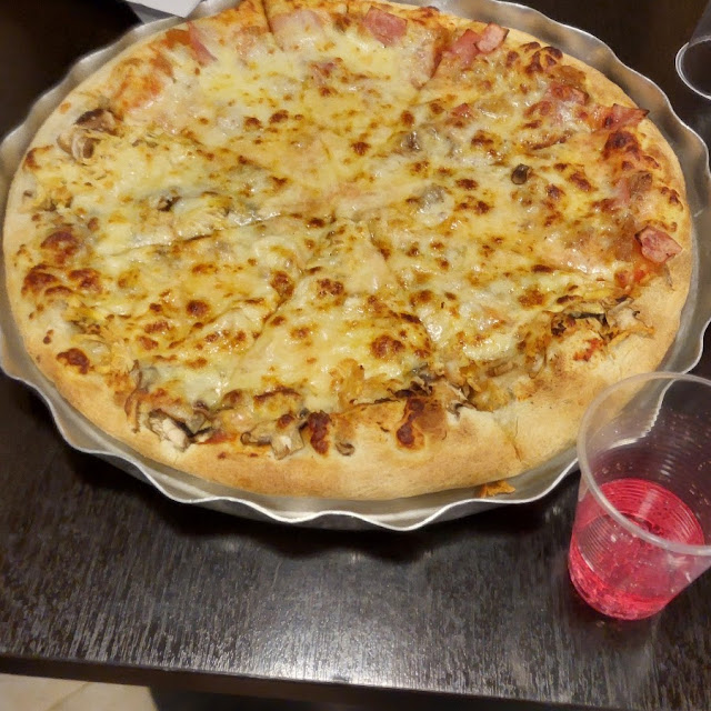 Pizza Hawaii
