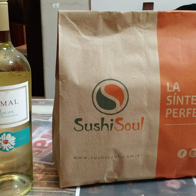 Vino Y Pedido En Bolsa