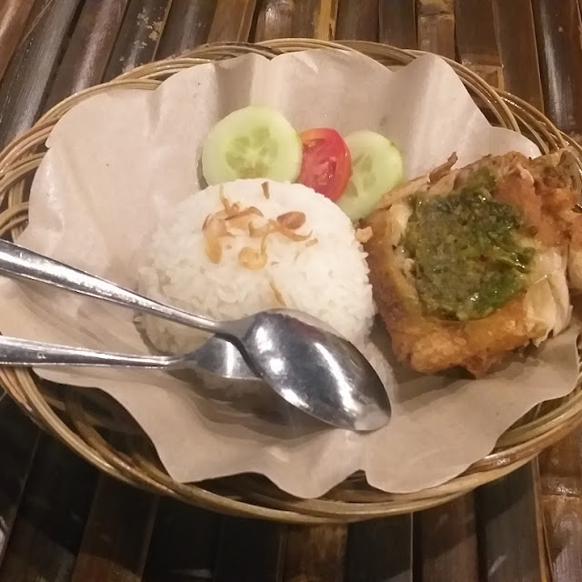 Ayam Geprek Sambel Ijo