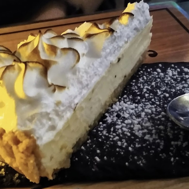 Tarte de Limão Merengada - Lemon Pie With Merengue