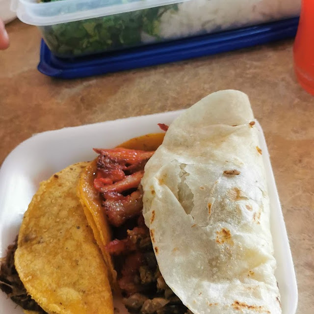 Tacos de Trompo Chicharrón Y Bistec