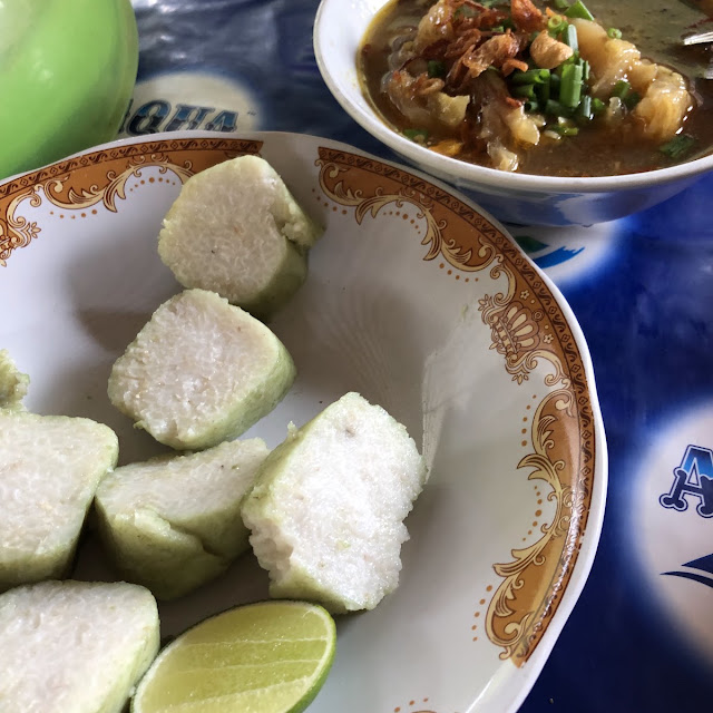 Lontong Kikil