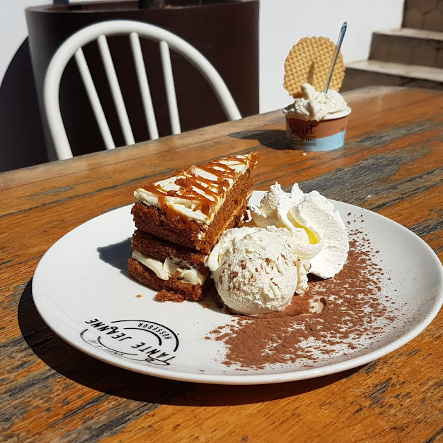 Carrot Cake