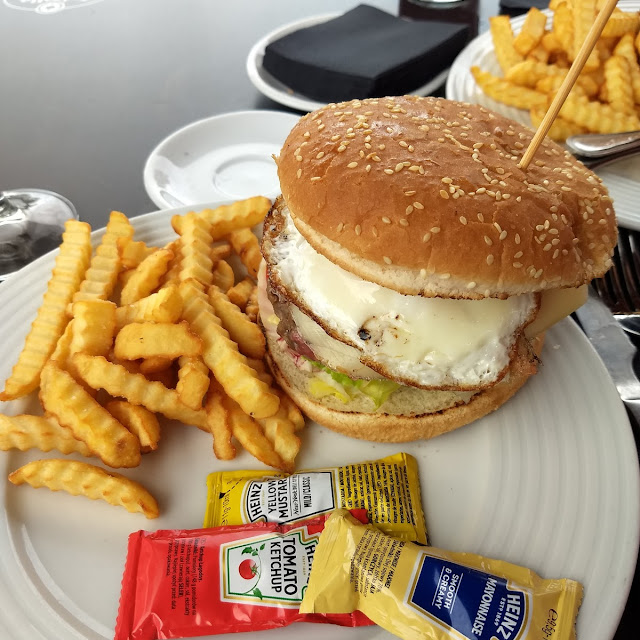 Hamburguesa la Salida