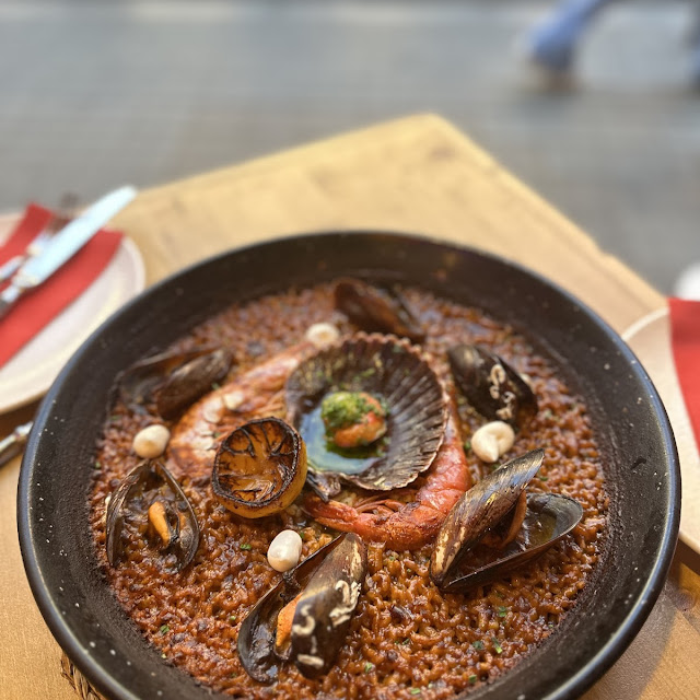 Paella de Bogavante