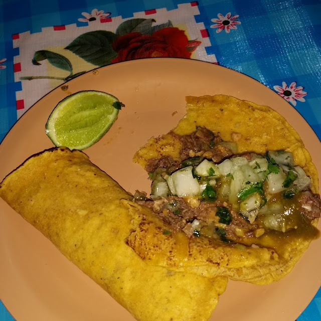 Tacos de Cabeza de Res