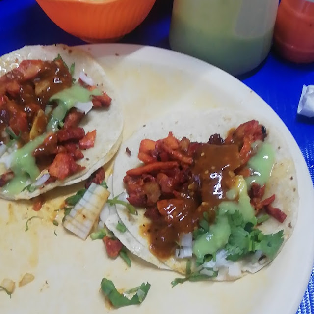 Los Tacos Al Pastor Estan Muy Buenos